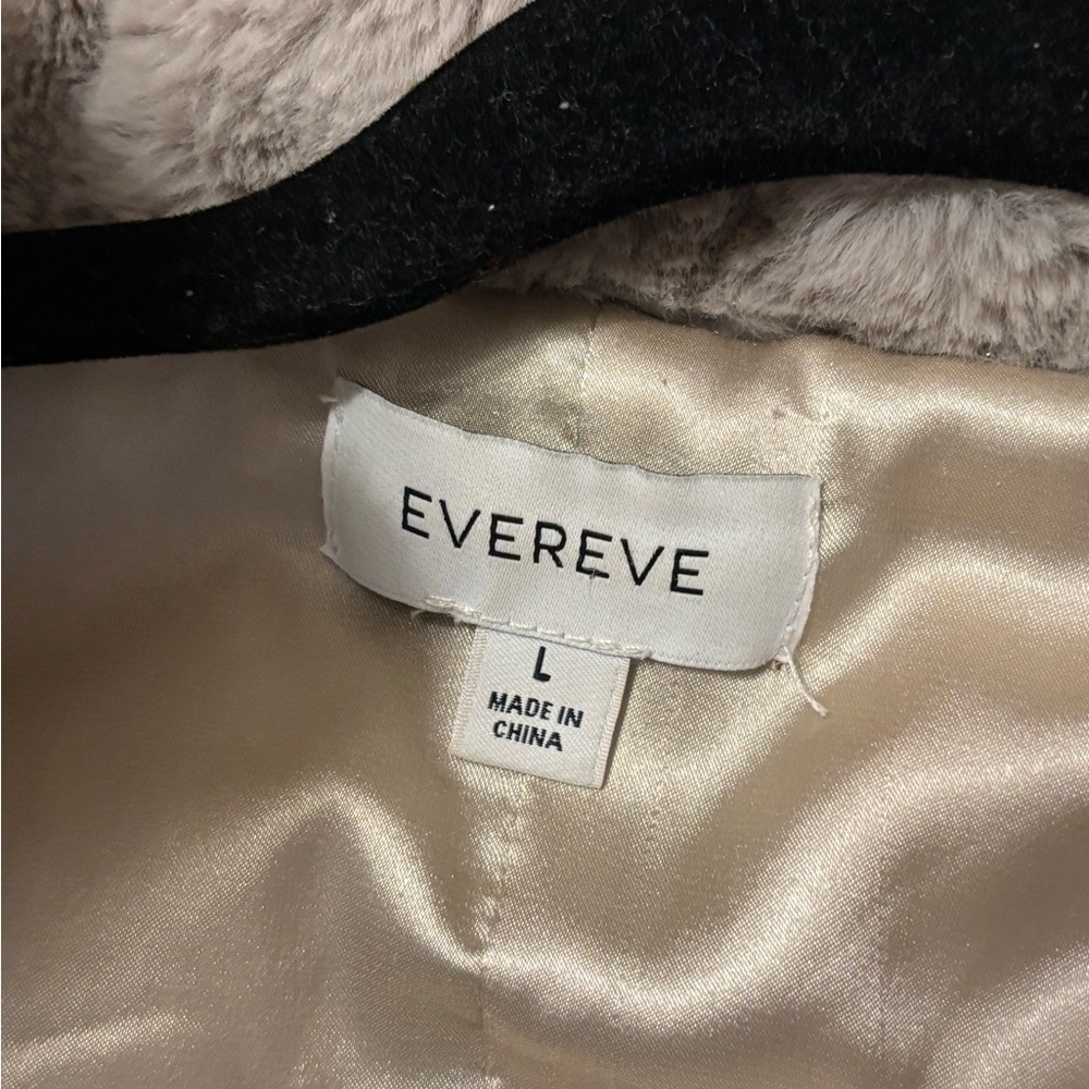 Evereve Taupe with cream satin lining Faux Fur Vest - Picture 5 of 6